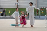 052 EQUILIBRISME -07052017 Etoiles de Louvres - -AGI 1635 : 07 Mai 2017, 2017, DEMONSTATION ARTISTE DU CIRQUE, GYMNASTIQUE ESTHETIQUE ET RYTHMIQUE, LES ETOILES DE LOUVRES